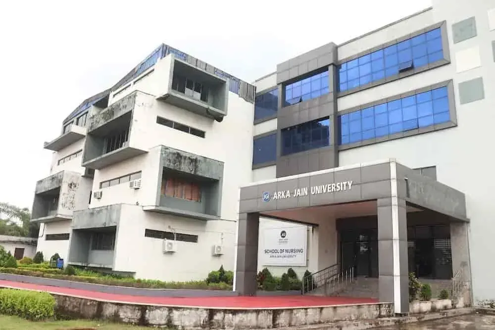 Bharati Vidyapeeth (Deemed to be University) - School of Online Education campus building